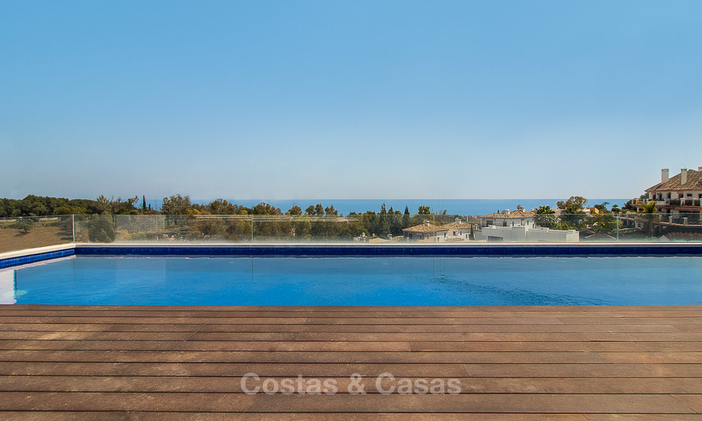 ÚLTIMA UNIDAD! Sólo 8 modernos y exclusivos apartamentos en venta, cada uno con su propia piscina climatizada, en la Milla de Oro - Marbella 4237