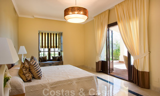 Exclusiva villa en venta, con vistas al mar en un resort enMarbella - Benahavis 22356 