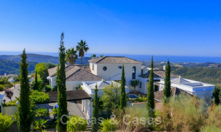 Exclusiva villa en venta, con vistas al mar en un resort enMarbella - Benahavis 22382 