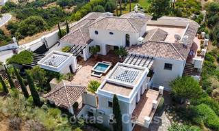 Exclusiva villa en venta, con vistas al mar en un resort enMarbella - Benahavis 22385 