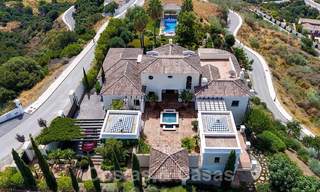 Exclusiva villa en venta, con vistas al mar en un resort enMarbella - Benahavis 22386 