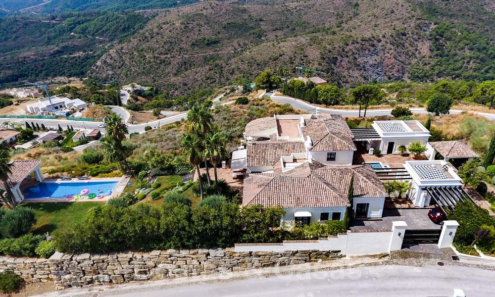 Exclusiva villa en venta, con vistas al mar en un resort enMarbella - Benahavis 22387