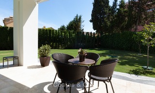 Villa moderna en venta cerca de la playa y golf en Marbella - Estepona 4284 