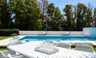 Villa moderna en venta cerca de la playa y golf en Marbella - Estepona 4312 