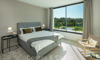 Nuevas, contemporáneas y modernas villas de lujo a la venta en una nuevo desarrollo tipo boutique en Estepona - Marbella 32928 