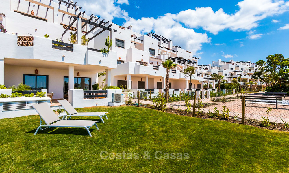 ¡Oportunidad! Apartamentos de golf y casas adosadas en venta en un resort entre Marbella y Estepona 4483