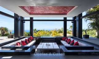 Exclusiva y majestuosa villa de diseño moderno con impresionantes vistas al mar en venta, Milla de Oro, Marbella 4523 