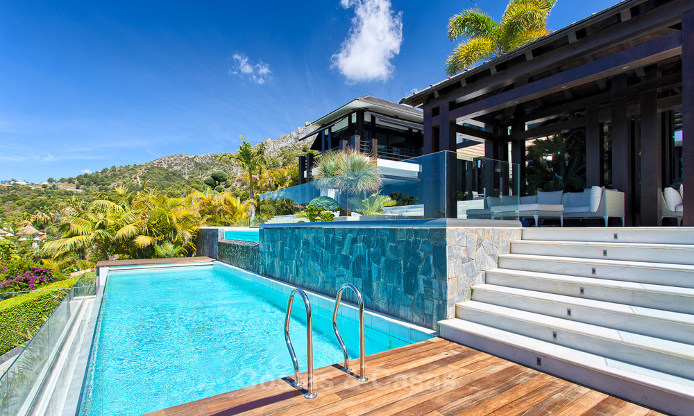 Exclusiva y majestuosa villa de diseño moderno con impresionantes vistas al mar en venta, Milla de Oro, Marbella 4528