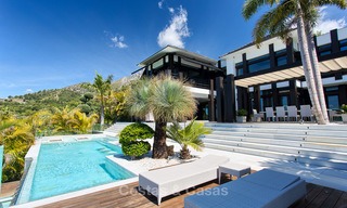 Exclusiva y majestuosa villa de diseño moderno con impresionantes vistas al mar en venta, Milla de Oro, Marbella 4529 