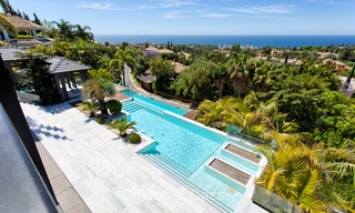 Exclusiva y majestuosa villa de diseño moderno con impresionantes vistas al mar en venta, Milla de Oro, Marbella 4536 