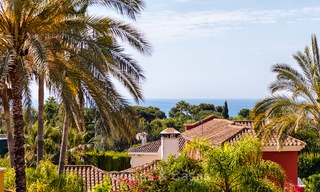 Villa de lujo de estilo clásico con vistas al mar en venta en la Milla de Oro, Marbella 4640 