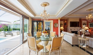 Villa de lujo de estilo clásico con vistas al mar en venta en la Milla de Oro, Marbella 4620 