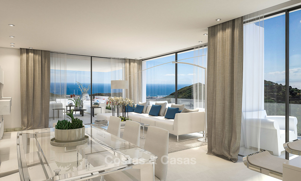 Modernos apartamentos de lujo en venta con vistas completas y sin obstaculos al mar, a corta distancia del centro de Marbella. 4863