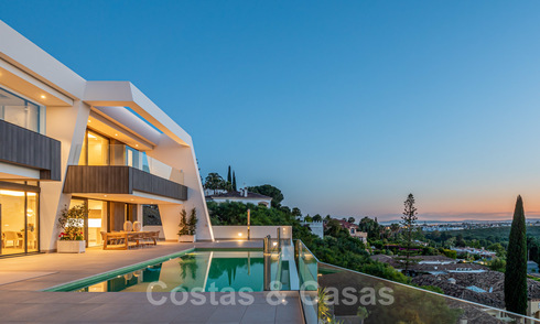 Exclusivas y modernas villas de lujo con vistas panorámicas al mar en venta, Marbella - Estepona 25373