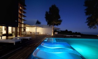 Extraordinaria villa de diseño moderno contemporáneo a la venta, espectaculares vistas al mar, Benalmádena, Costa del Sol 5154 
