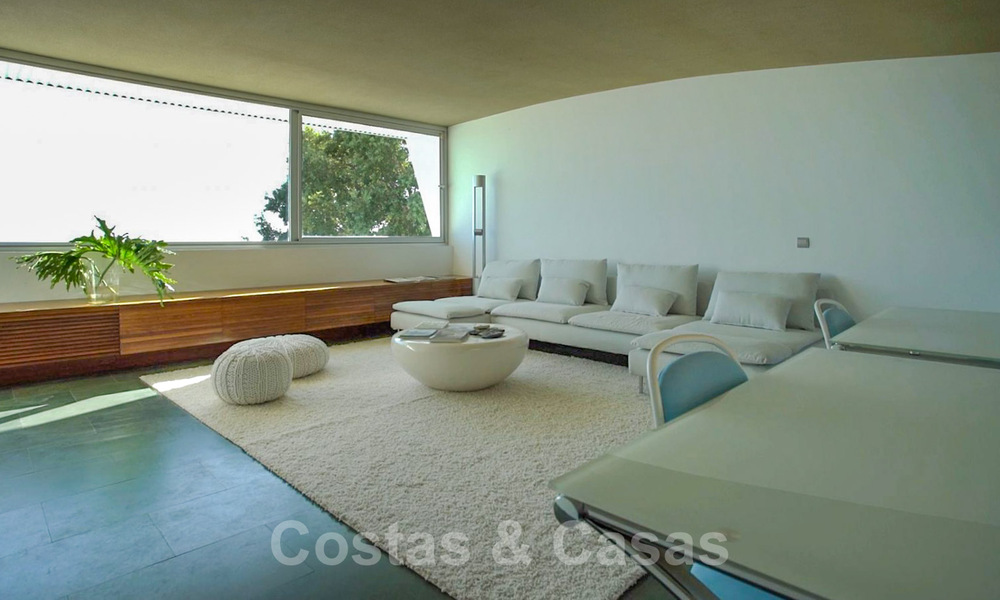 Extraordinaria villa de diseño moderno contemporáneo a la venta, espectaculares vistas al mar, Benalmádena, Costa del Sol 38520
