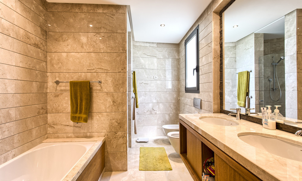 Amplio y moderno apartamento de lujo en venta, Milla de Oro, Marbella 5223