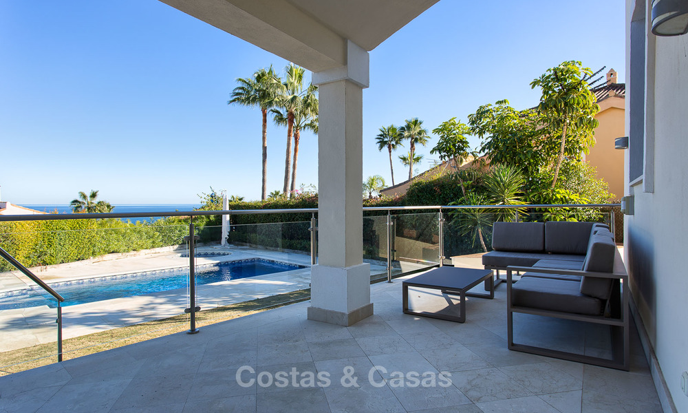 Amplia y atractiva villa reformada con vistas al mar en venta, La Duquesa, Manilva, Costa del Sol 5561