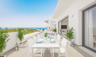 Nuevos y vanguardistas apartamentos y adosados en venta, impresionantes vistas al mar, Casares, Costa del Sol 5725 
