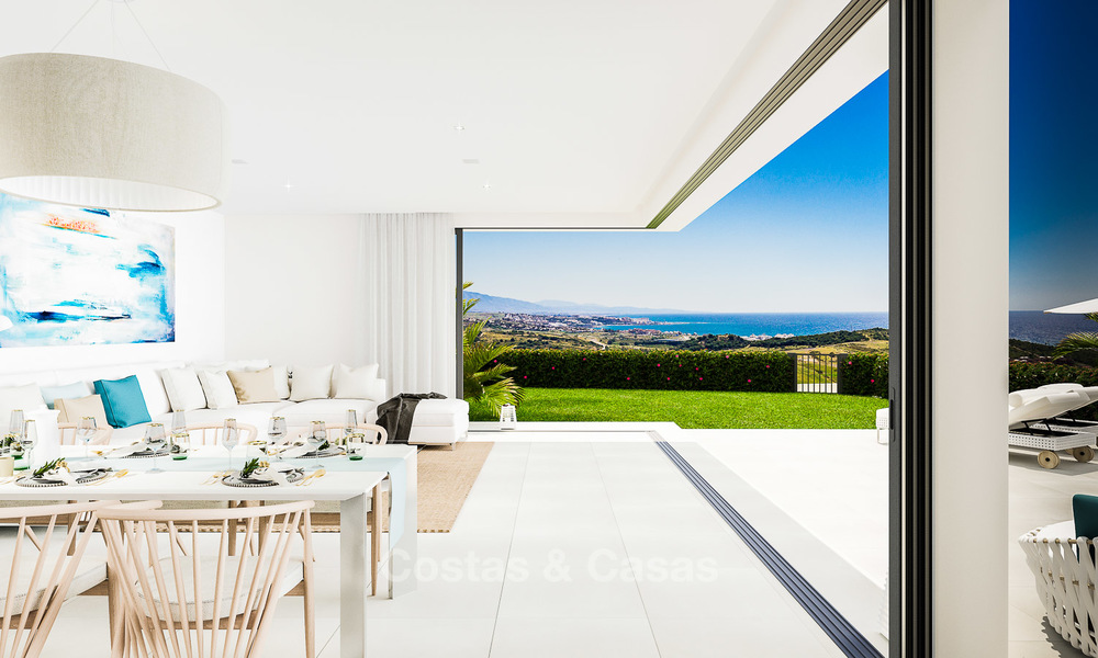 Nuevos y vanguardistas apartamentos y adosados en venta, impresionantes vistas al mar, Casares, Costa del Sol 6103