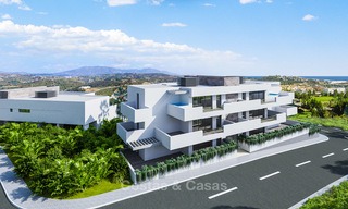 Nuevos y modernos apartamentos en primera línea de golf en venta, La Cala de Mijas, Costa del Sol 5700 