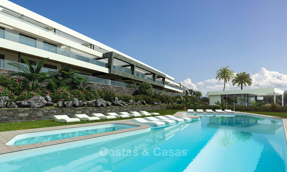 Modernos apartamentos de lujo en venta cerca de la playa, con vistas al golf y al mar, Casares, Costa del Sol 5777