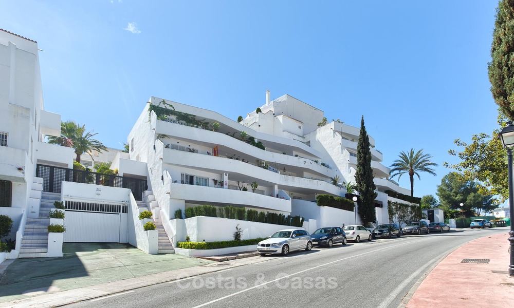 Acogedor y luminoso apartamento en venta, recientemente reformado, Nueva Andalucía, Marbella 6029