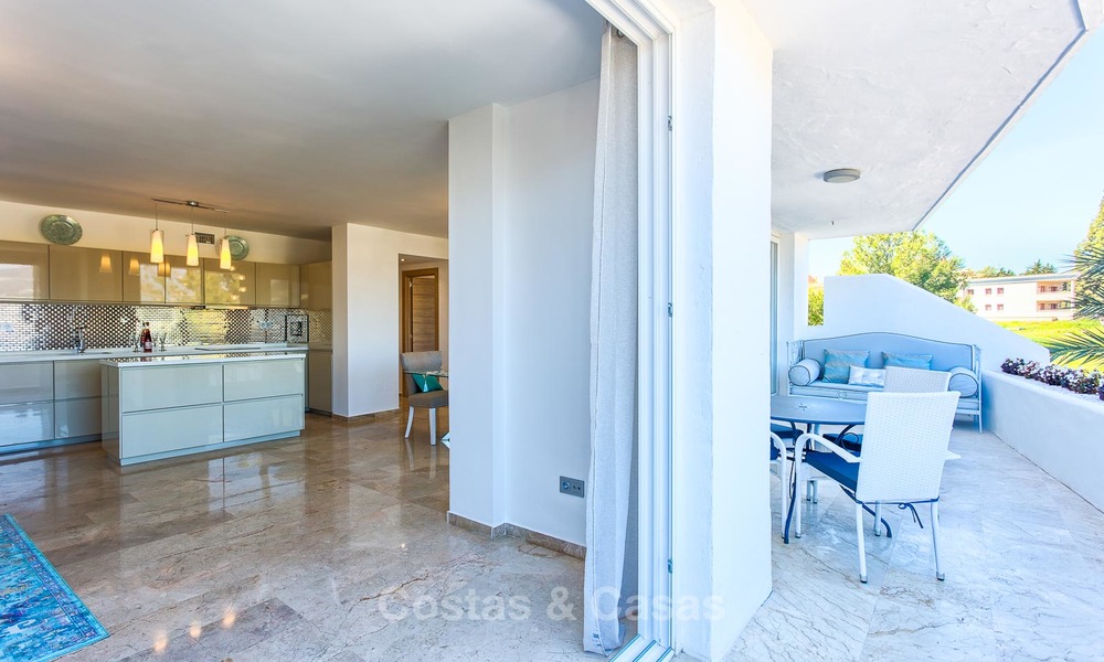 Acogedor y luminoso apartamento en venta, recientemente reformado, Nueva Andalucía, Marbella 6056