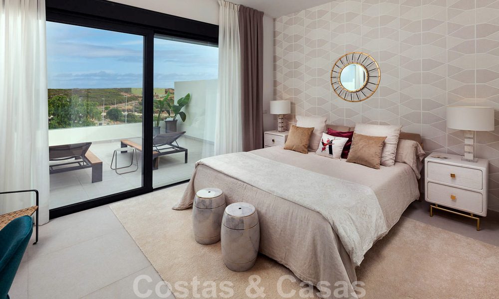 Nuevos y vanguardistas adosados en venta, impresionantes vistas al mar, Casares, Costa del Sol 41388