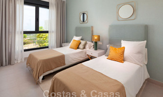 Nuevos y vanguardistas adosados en venta, impresionantes vistas al mar, Casares, Costa del Sol 44338 