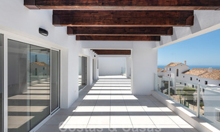 Atractivos apartamentos nuevos con vistas al mar en venta, Marbella 29171 