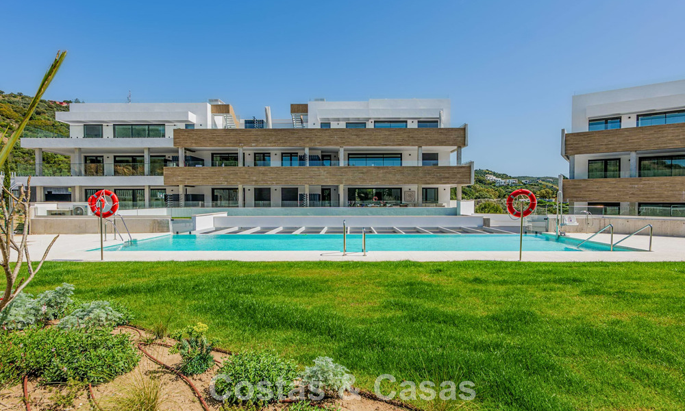 Nuevos apartamentos modernos en un resort boutique de 5 estrellas en venta en Marbella con impresionantes vistas al mar 802782