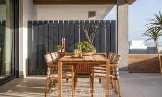 Nuevos apartamentos modernos en un resort boutique de 5 estrellas en venta en Marbella con impresionantes vistas al mar 802784 