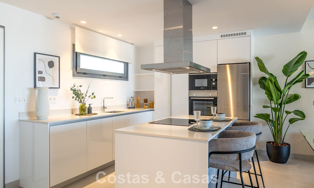 Nuevos apartamentos modernos en un resort boutique de 5 estrellas en venta en Marbella con impresionantes vistas al mar 802788