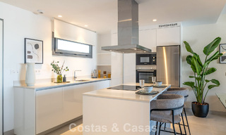 Nuevos apartamentos modernos en un resort boutique de 5 estrellas en venta en Marbella con impresionantes vistas al mar 802788 