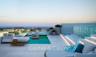 Nuevos, exquisitos y contemporáneos apartamentos de lujo en venta, con extraordinarias vistas al mar, al golf y a la montaña, Benahavis, Marbella 6321 