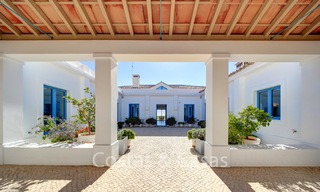 Majestuosa villa de lujo en venta en un entorno rural, con vistas panorámicas al mar y a la montaña, Benahavis, Marbella 6331 