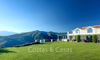 Majestuosa villa de lujo en venta en un entorno rural, con vistas panorámicas al mar y a la montaña, Benahavis, Marbella 6341 