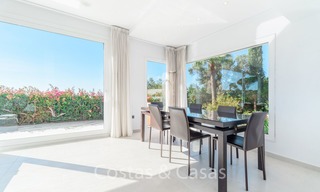 Elegante villa de estilo andaluz en venta, con vistas panorámicas al mar, Marbella Este - Marbella 6376 