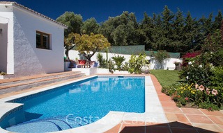 Acogedora villa rústica en el campo en venta, con preciosas vistas a la montaña, Estepona Este - Marbella 6394 