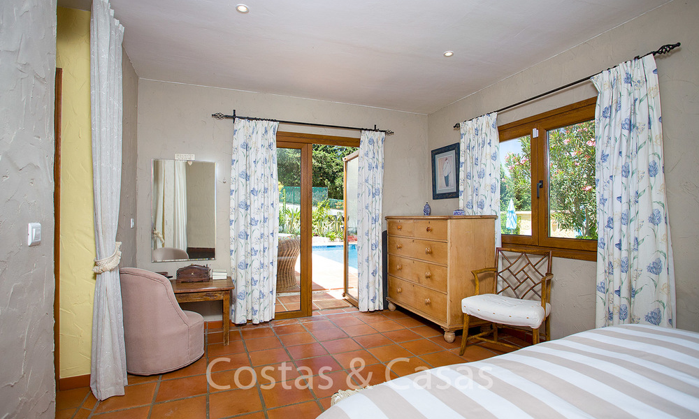 Acogedora villa rústica en el campo en venta, con preciosas vistas a la montaña, Estepona Este - Marbella 6400