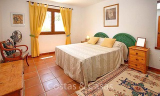 Acogedora villa rústica en el campo en venta, con preciosas vistas a la montaña, Estepona Este - Marbella 6411 