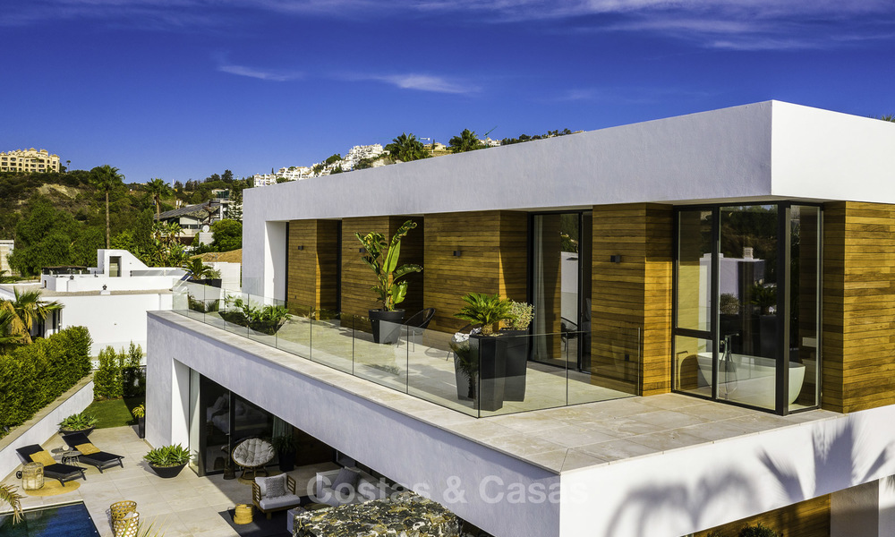 Magnífica villa de lujo contemporánea en un complejo de golf de primera clase a la venta, Benahavis - Marbella 17176