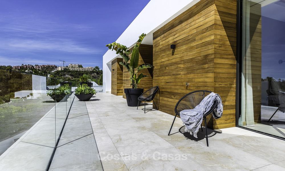 Magnífica villa de lujo contemporánea en un complejo de golf de primera clase a la venta, Benahavis - Marbella 17181