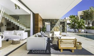 Magnífica villa de lujo contemporánea en un complejo de golf de primera clase a la venta, Benahavis - Marbella 17186 