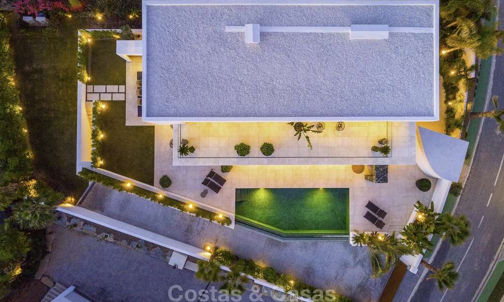 Magnífica villa de lujo contemporánea en un complejo de golf de primera clase a la venta, Benahavis - Marbella 19573