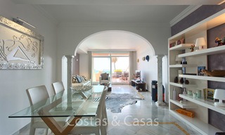 En venta: Moderno apartamento de lujo en un codiciado complejo residencial en el corazón del Valle del Golf de Nueva Andalucia - Marbella 6570 