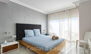 En venta: Moderno apartamento de lujo en un codiciado complejo residencial en el corazón del Valle del Golf de Nueva Andalucia - Marbella 6572 