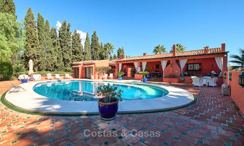 Amplio chalet con buen potencial para la venta, a poca distancia de la playa y Puerto Banús - Milla de Oro, Marbella 6694