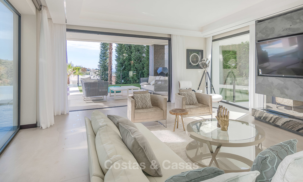Magnífica villa de diseño de nueva construcción en venta en una exclusiva urbanización, Benahavis - Marbella 6894